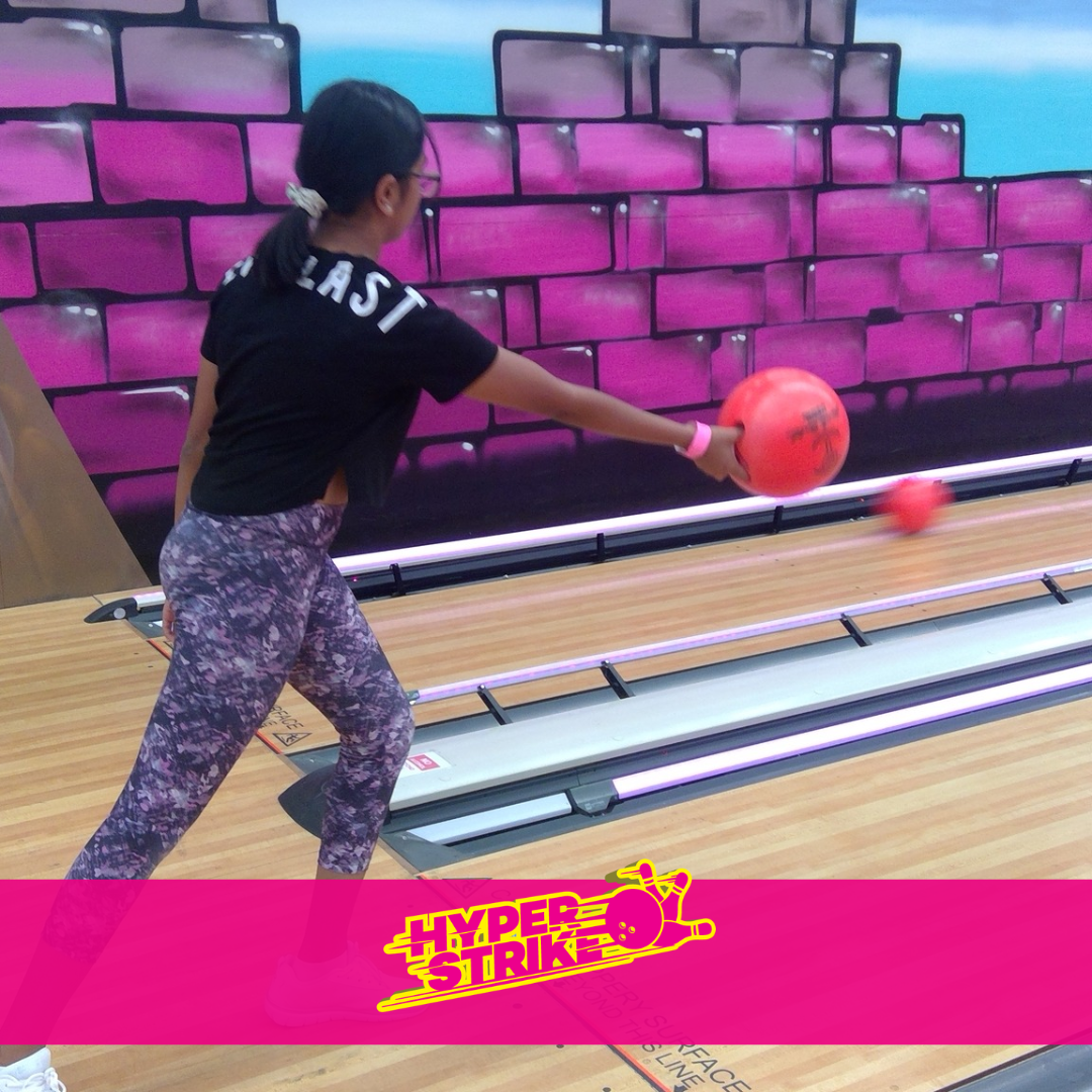 Located at House of WOW, Hyper Strike ten pin bolwing features 8 bowling lanes and great deals available everyday. 